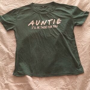 T-Shirt with 'Auntie' Print From Friends